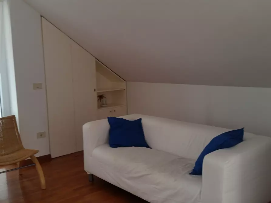 Immagine 5 di Trilocale in affitto  a Francavilla Al Mare