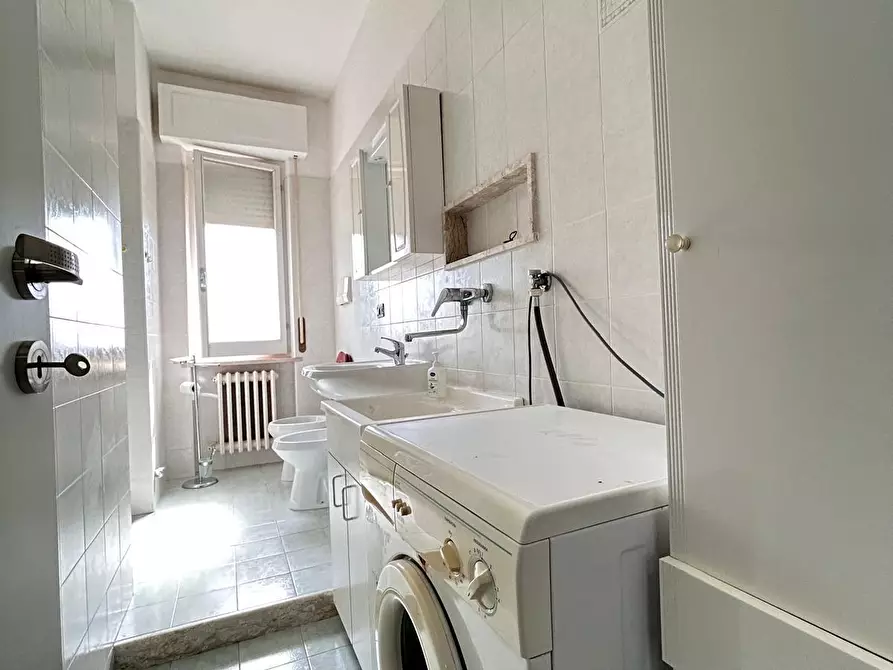 Immagine 14 di Trilocale in affitto  in Viale Maiella 23/A a Francavilla Al Mare