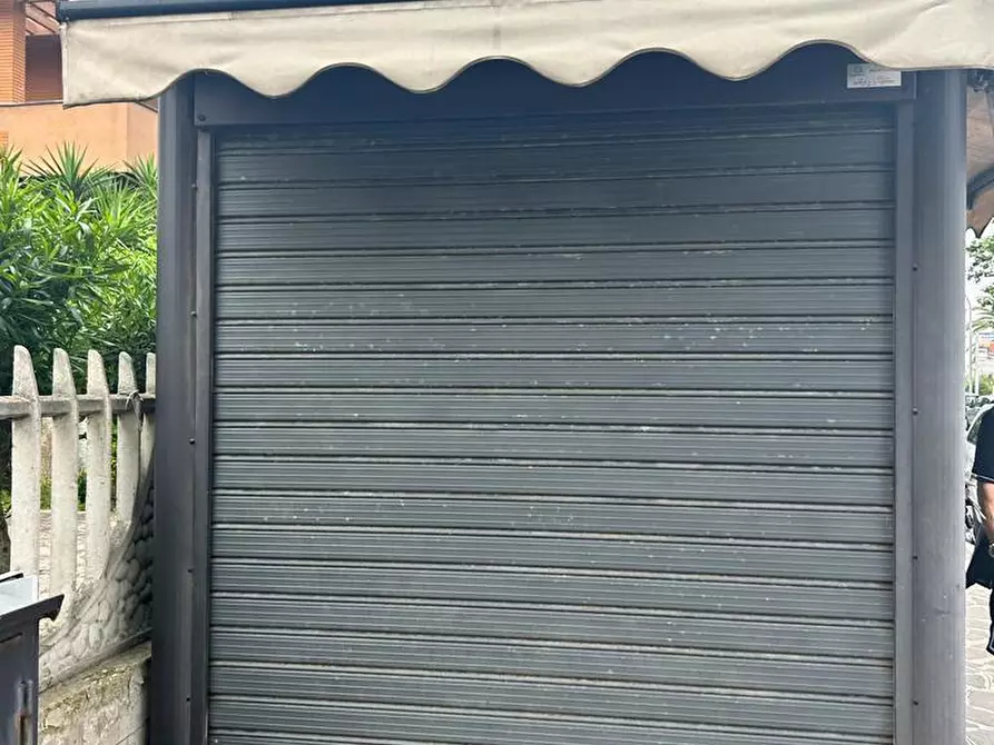 Immagine 4 di Locale commerciale in vendita  a Francavilla Al Mare