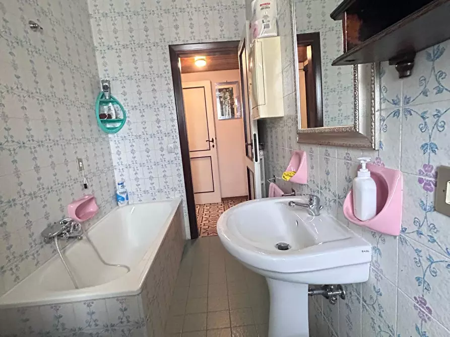 Immagine 18 di Quadrilocale in affitto  a Francavilla Al Mare