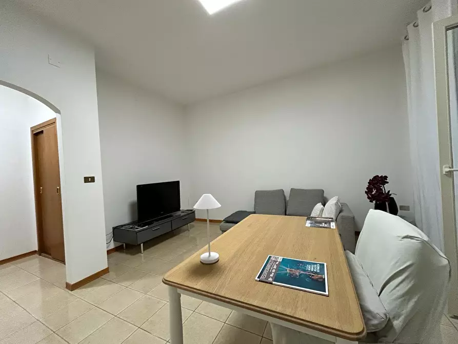 Immagine 8 di Pentalocale in affitto  in Viale Maiella 23/A a Francavilla Al Mare