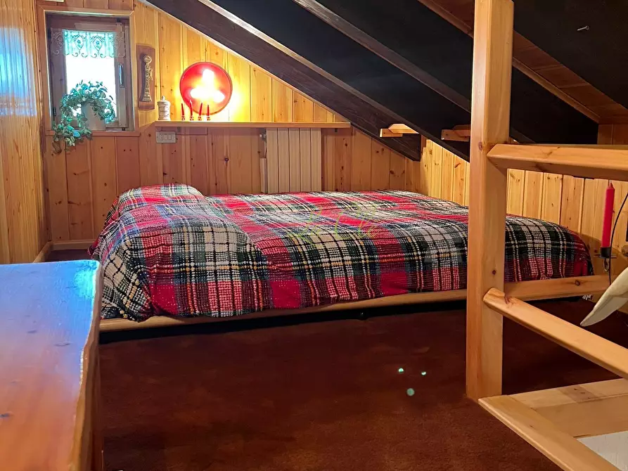 Immagine 18 di Quadrilocale in vendita  a Courmayeur