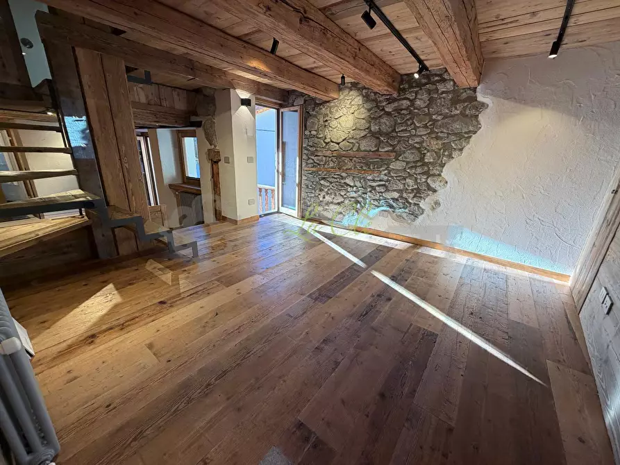 Immagine 2 di Trilocale in vendita  in Via Passerin D'Entreves 11 a Courmayeur