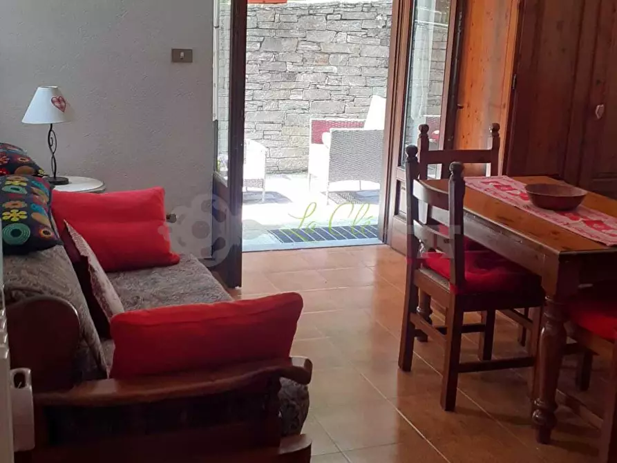 Immagine 2 di Bilocale in affitto  in Via dell'Echely 57 a Morgex