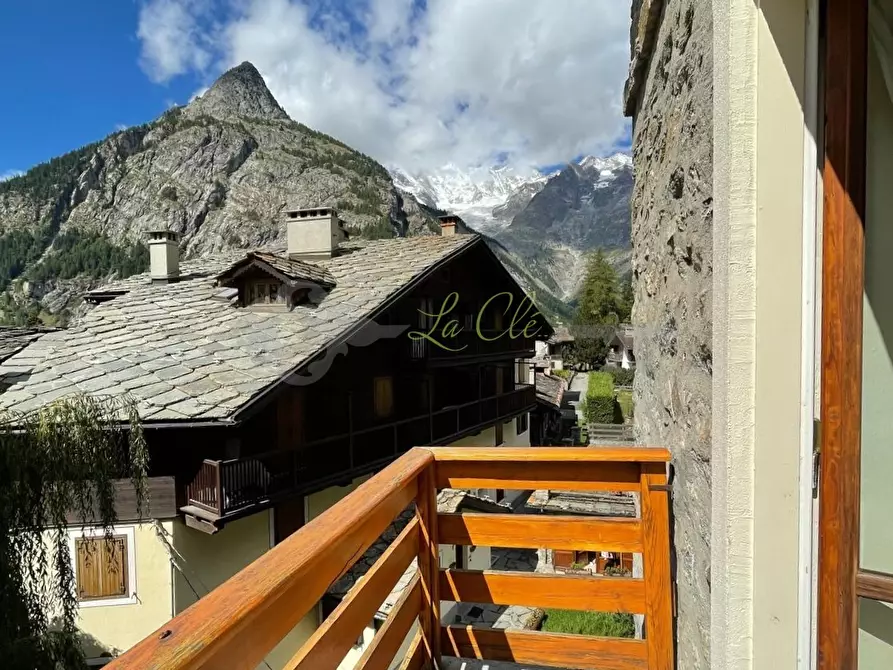 Immagine 24 di Quadrilocale in affitto  in Strada Plan Gorret a Courmayeur