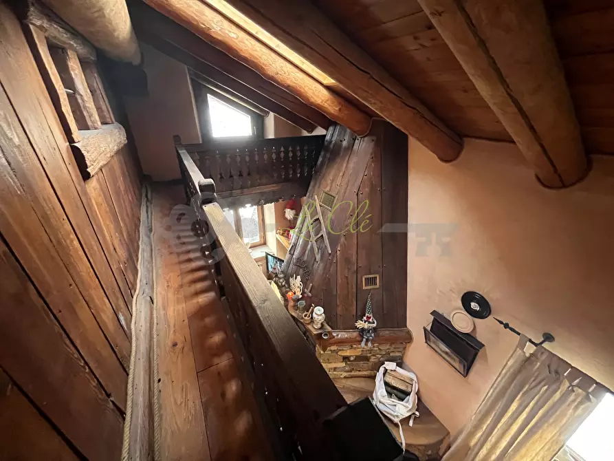 Immagine 24 di Trilocale in vendita  in Via Cesare Ollietti 13 a La Salle