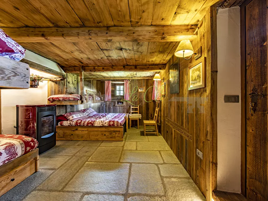 Immagine 12 di Baita in affitto  in Località Peuterey 15 a Courmayeur