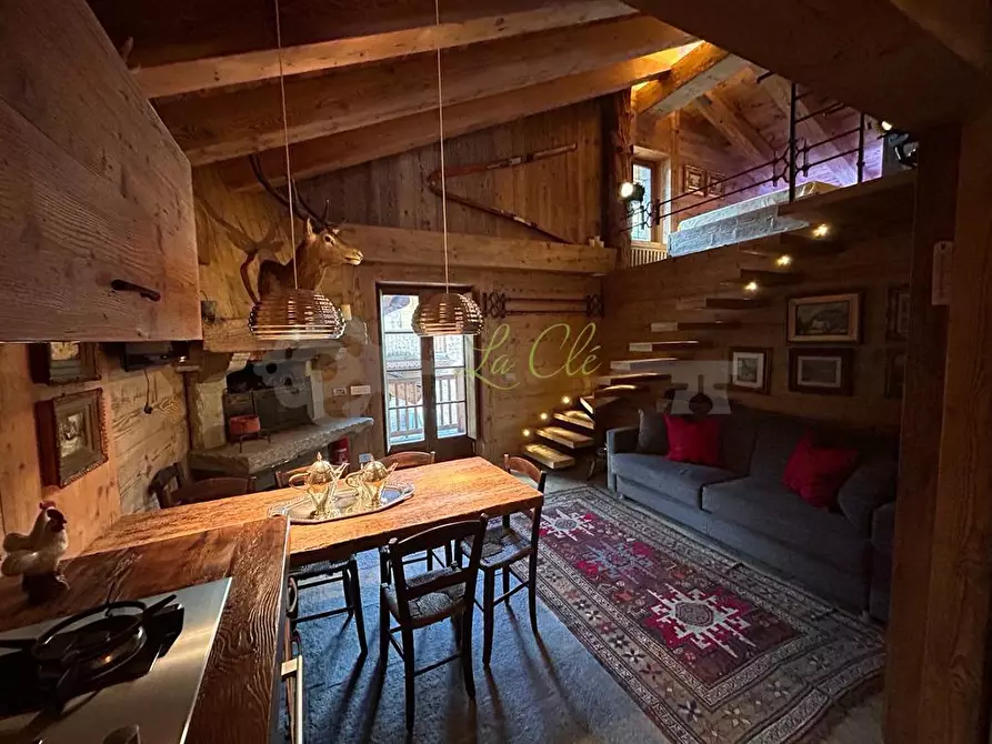 Immagine 1 di Loft/Open space in affitto  a Courmayeur
