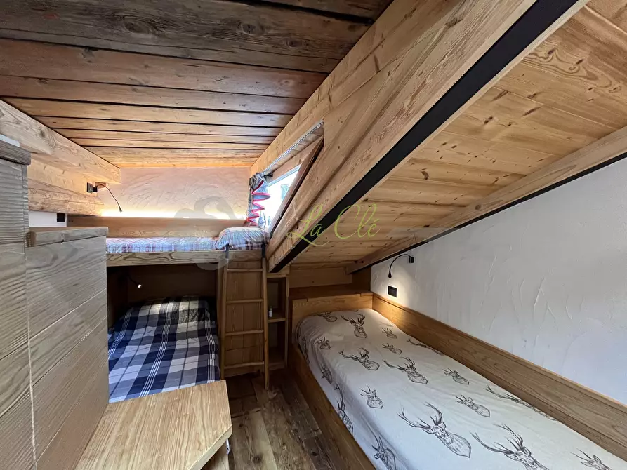 Immagine 23 di Trilocale in affitto  a Courmayeur