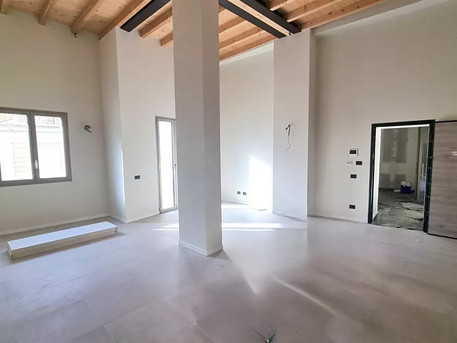 Immagine 3 di Trilocale in vendita  in via mazzini 10 a Langhirano