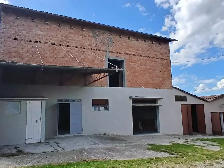 Immagine 12 di Rustico / casale in vendita  in Via Secchiano 1767 a Valsamoggia
