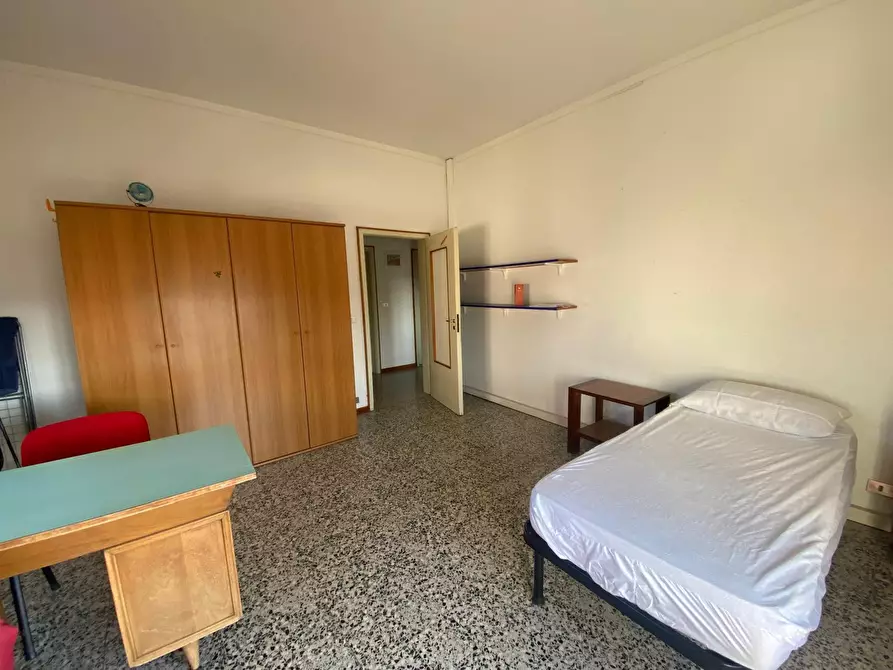 Immagine 6 di Stanza singola in affitto  in via Emilia Est 811 a Modena