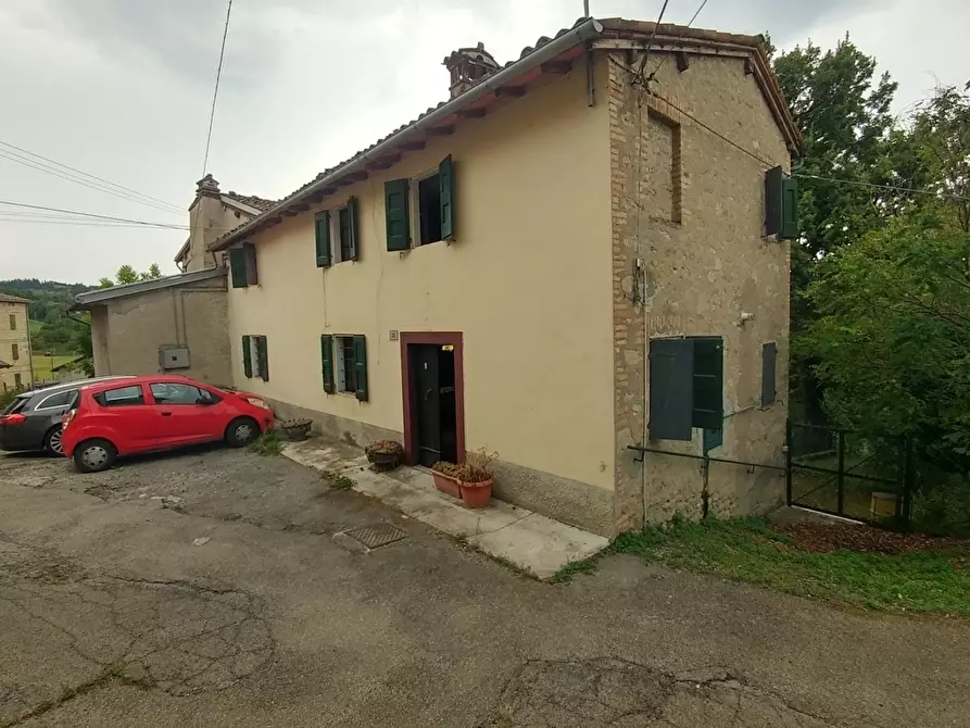 Immagine 1 di Porzione di casa in vendita  in Via Castello 35 a Zocca