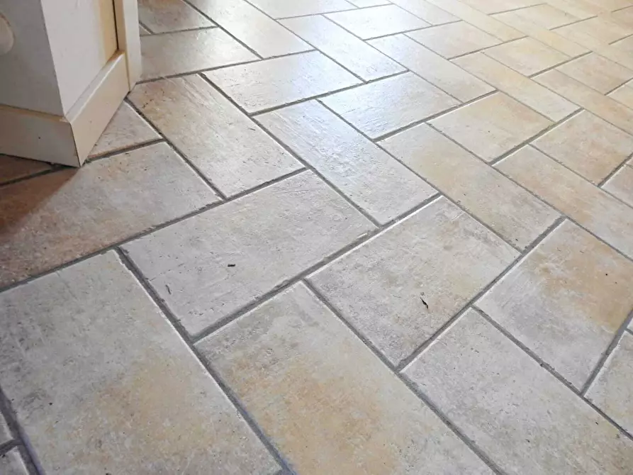 Immagine 17 di Rustico / casale in vendita  in Via I Maggio 381 a Guiglia