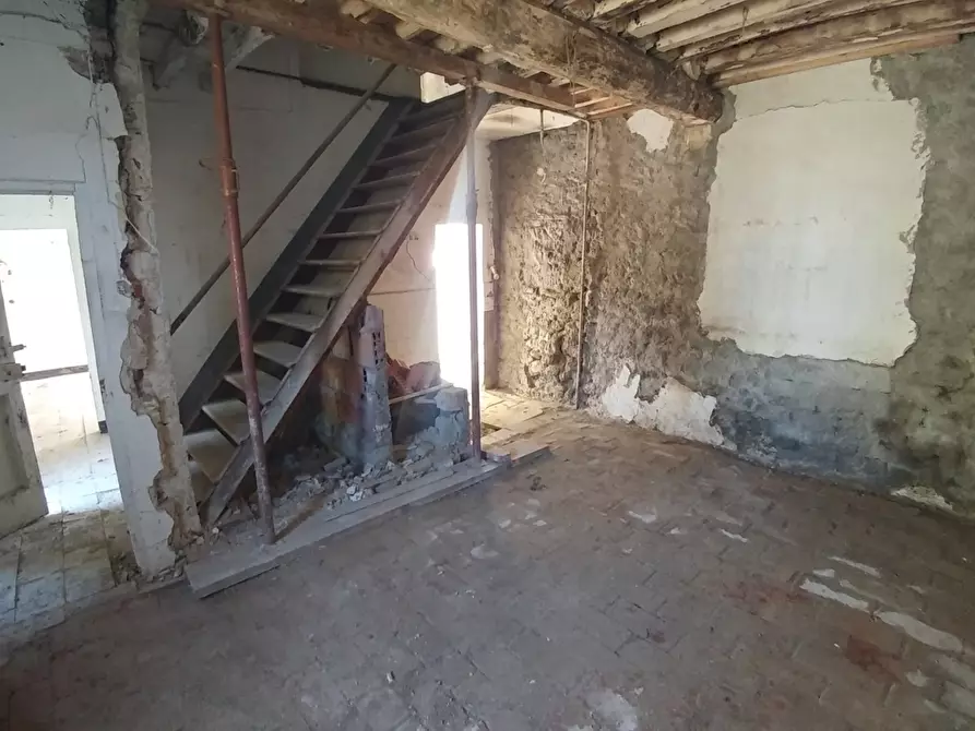 Immagine 8 di Rustico / casale in vendita  in Via Castello 45 a Monte San Pietro