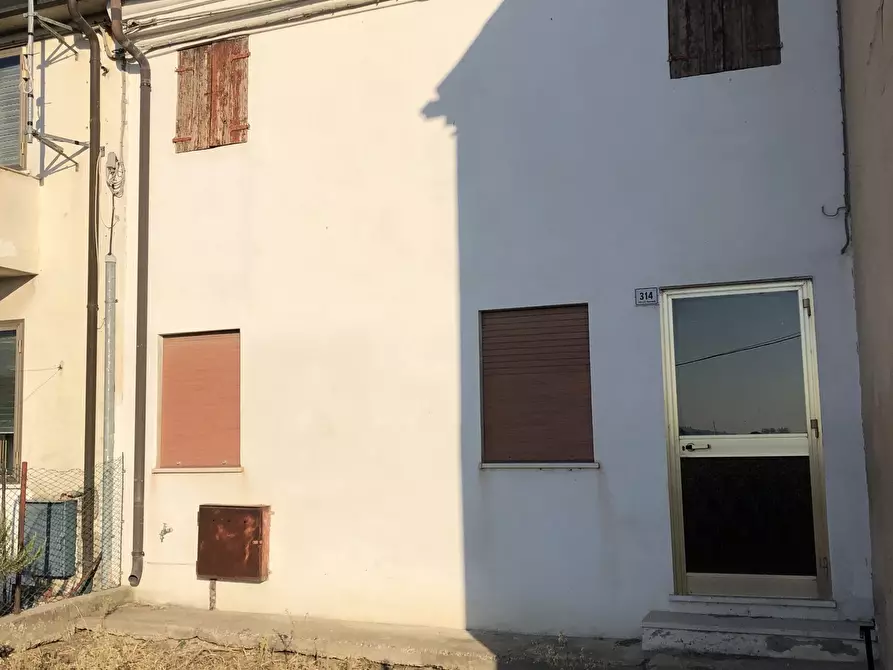 Immagine 3 di Porzione di casa in vendita  a Costa Di Rovigo