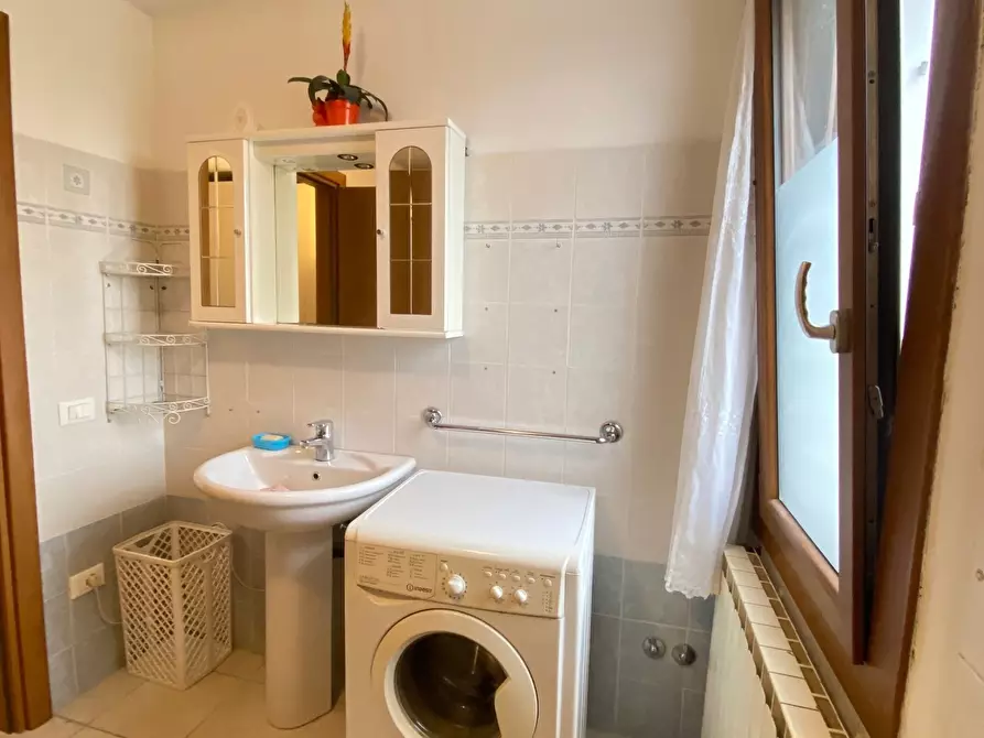 Immagine 6 di Stanza singola in affitto  in Via Palestro a Rovigo