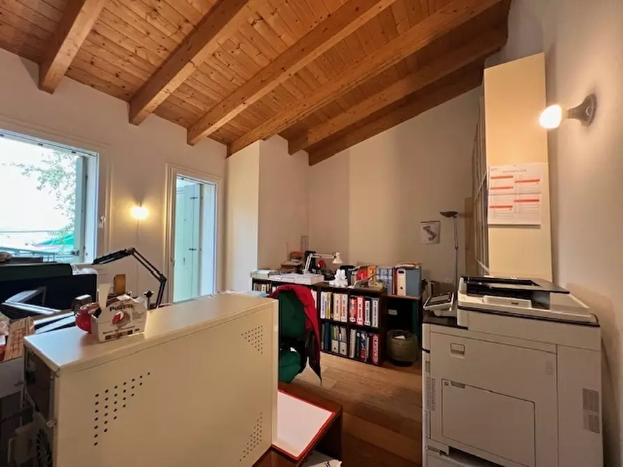 Immagine 9 di Villa in vendita  a Rovigo