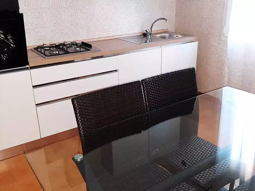 Immagine 5 di Trilocale in vendita  a Rovigo