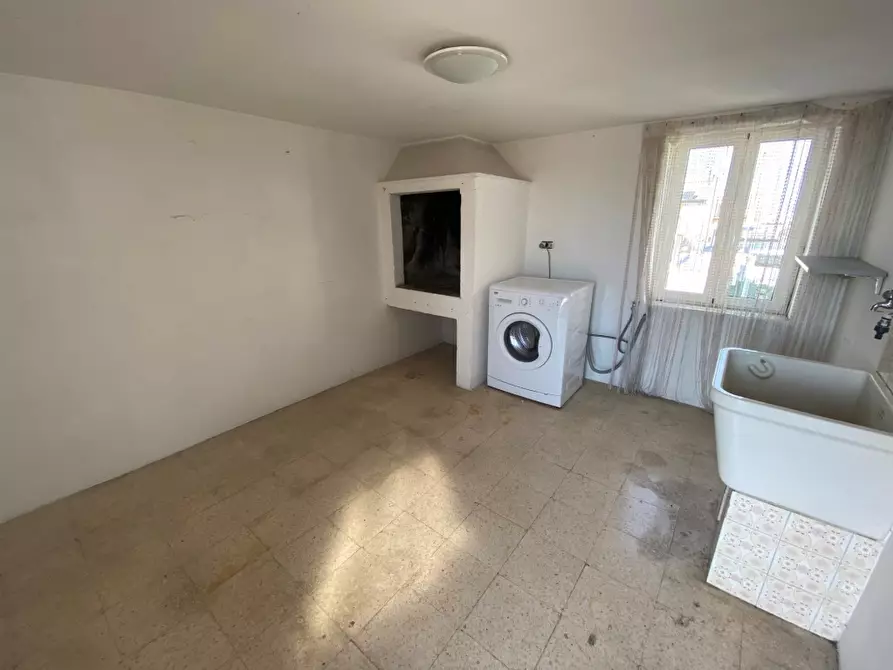 Immagine 13 di Bilocale in vendita  in Via Giovanni Verga 8 a Modugno