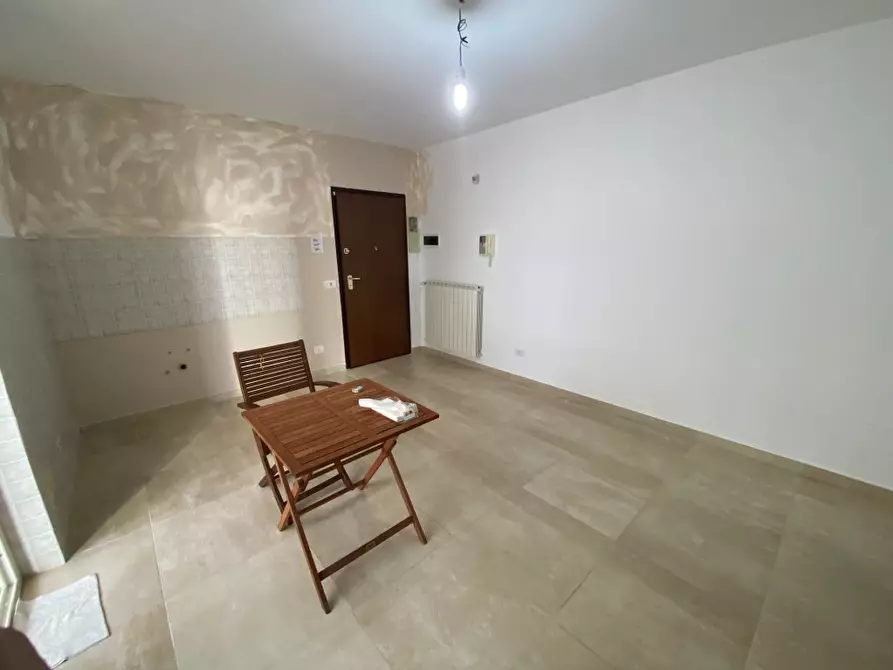 Immagine 3 di Bilocale in vendita  in Via Giandomenico De Carolis 7c a Turi