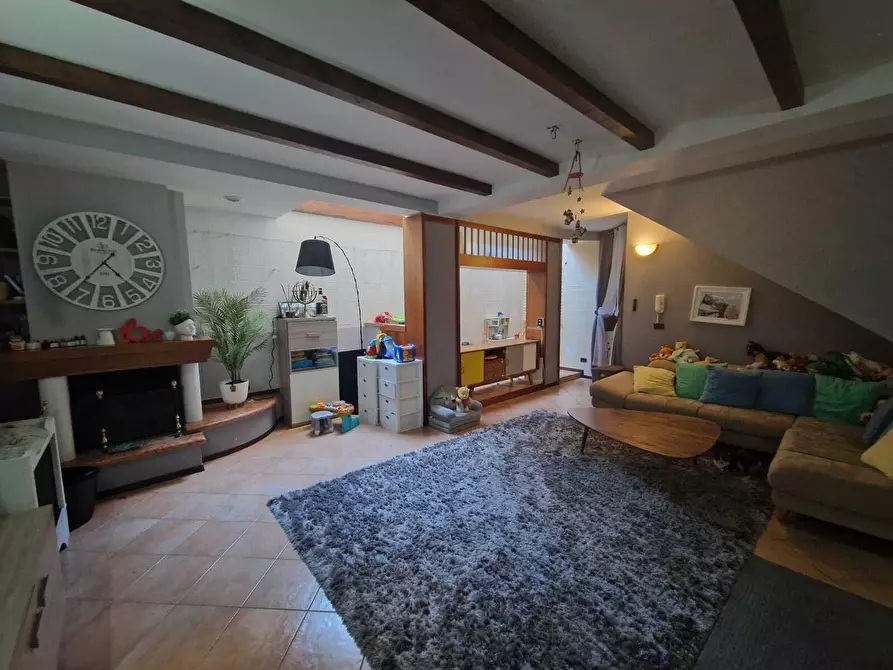 Immagine 29 di Villa in vendita  in Via Angelo Michele Pesce 62 a Casamassima
