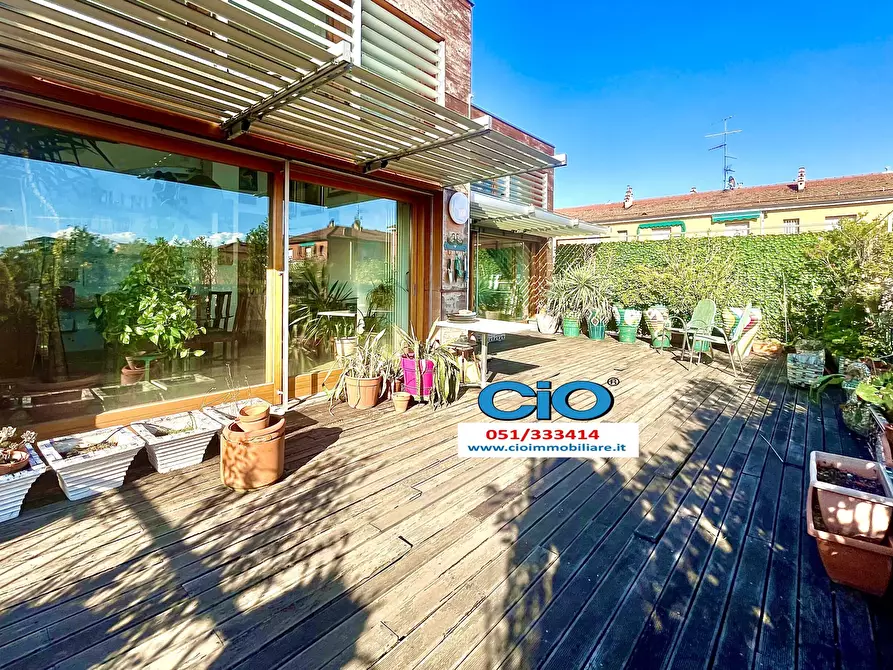 Immagine 2 di Attico in vendita  a Bologna