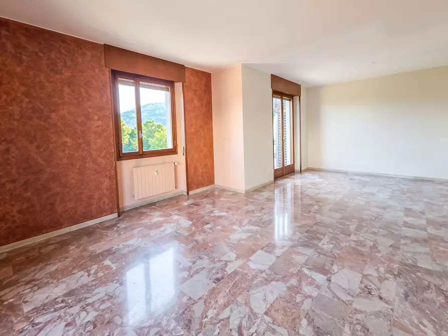 Immagine 4 di Quadrilocale in vendita  in Via XXV Aprile a Brescia
