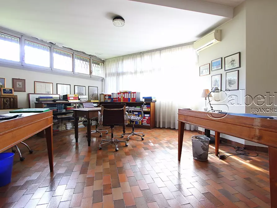 Immagine 34 di Villa in vendita  in Via Fratelli Bandiera a Nerviano