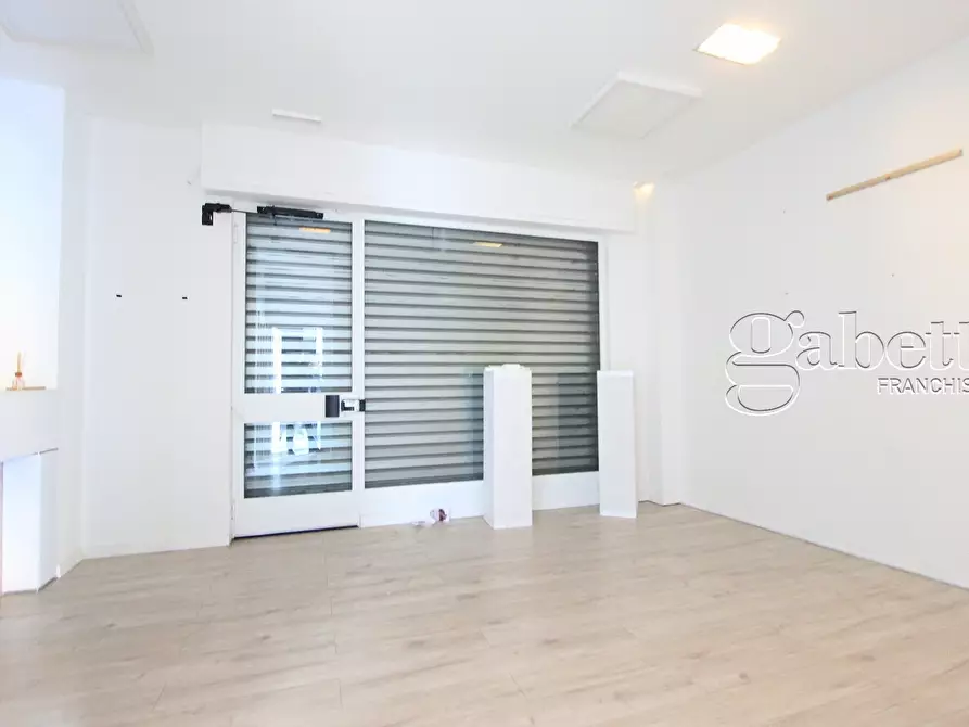 Immagine 6 di Locale commerciale in affitto  in Viale Villoresi a Nerviano