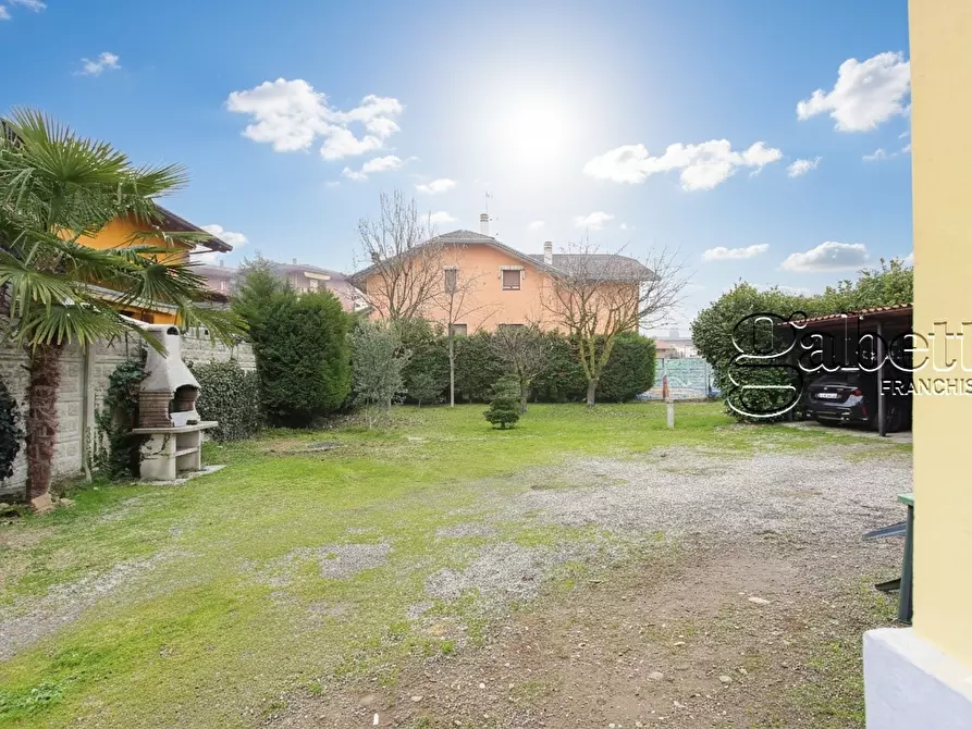 Immagine 41 di Villa in vendita  in Via Luigi Pirandello a Nerviano