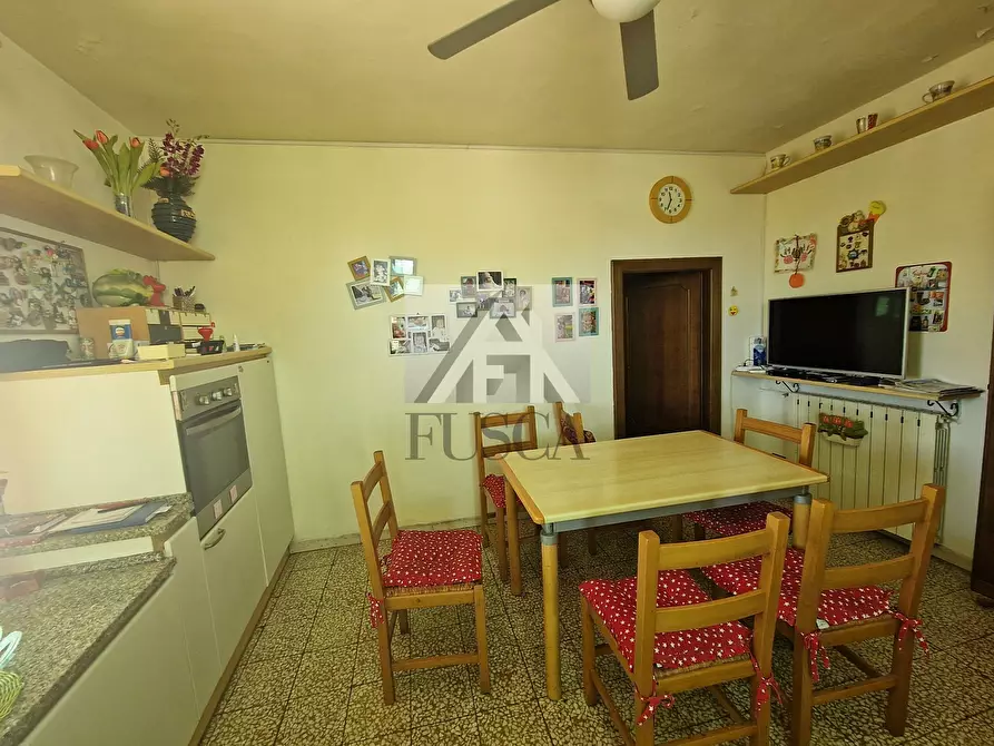 Immagine 8 di Pentalocale in vendita  in Via Sant'Andrea a Lucca