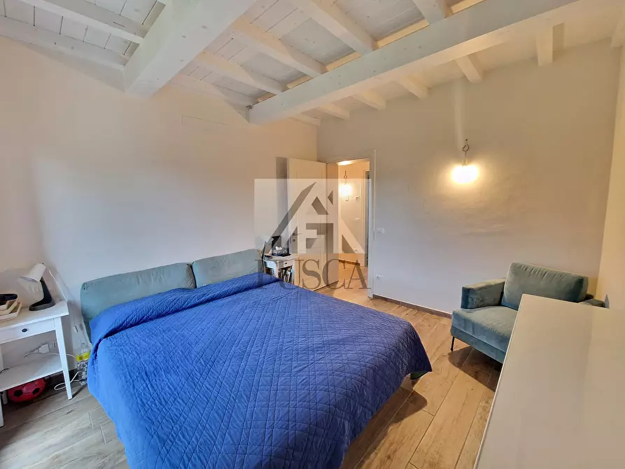 Immagine 12 di Villa in vendita  in Via del Palazzaccio a Lucca