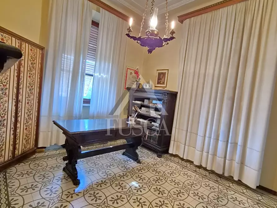 Immagine 9 di Villa in vendita  in Viale Giosuè Carducci 557 a Lucca