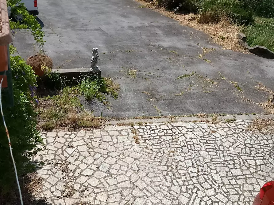 Immagine 10 di Terratetto in vendita  in via di matraia a Lucca