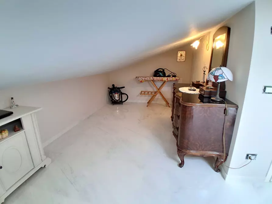 Immagine 29 di Casa bifamiliare in vendita  in Via Sarzanese a Lucca