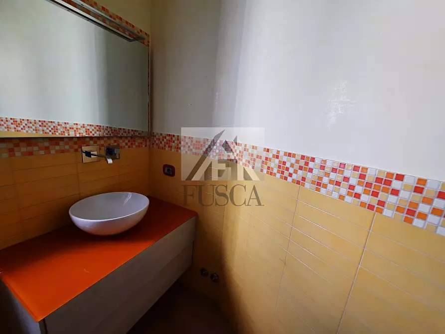 Immagine 23 di Villa in vendita  in Via Sottomonte a Capannori