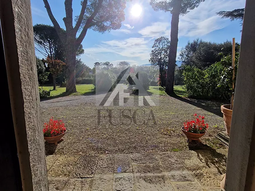 Immagine 8 di Villa in vendita  in Via di Sant'Alessio a Lucca