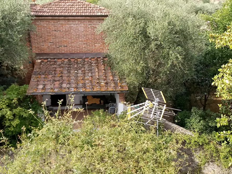 Immagine 8 di Terratetto in vendita  in via di matraia a Lucca