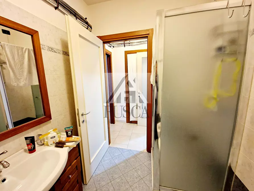 Immagine 8 di Trilocale in vendita  in Traversa I Via Romana a Lucca