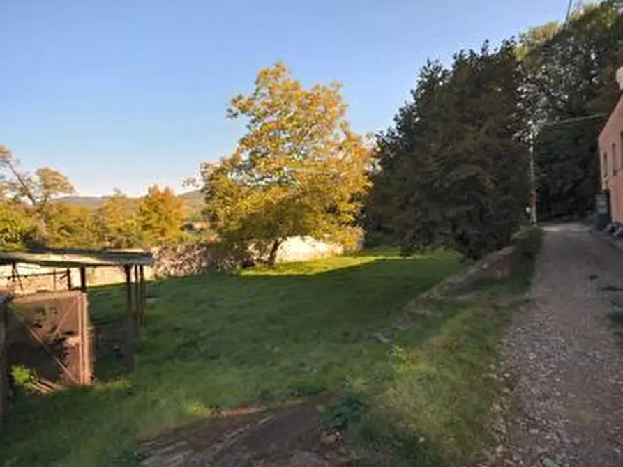 Immagine 34 di Villa in vendita  in Via di Matraia a Capannori