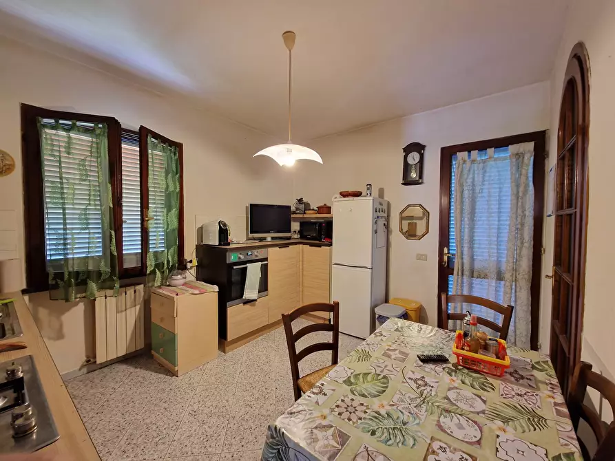 Immagine 3 di Villa in vendita  in Via di Mezzo II a Lucca