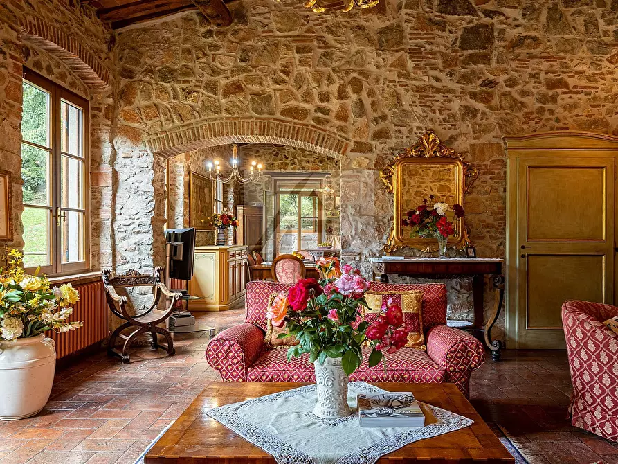 Immagine 21 di Rustico / casale in vendita  in Via Borgo Giannotti a Lucca