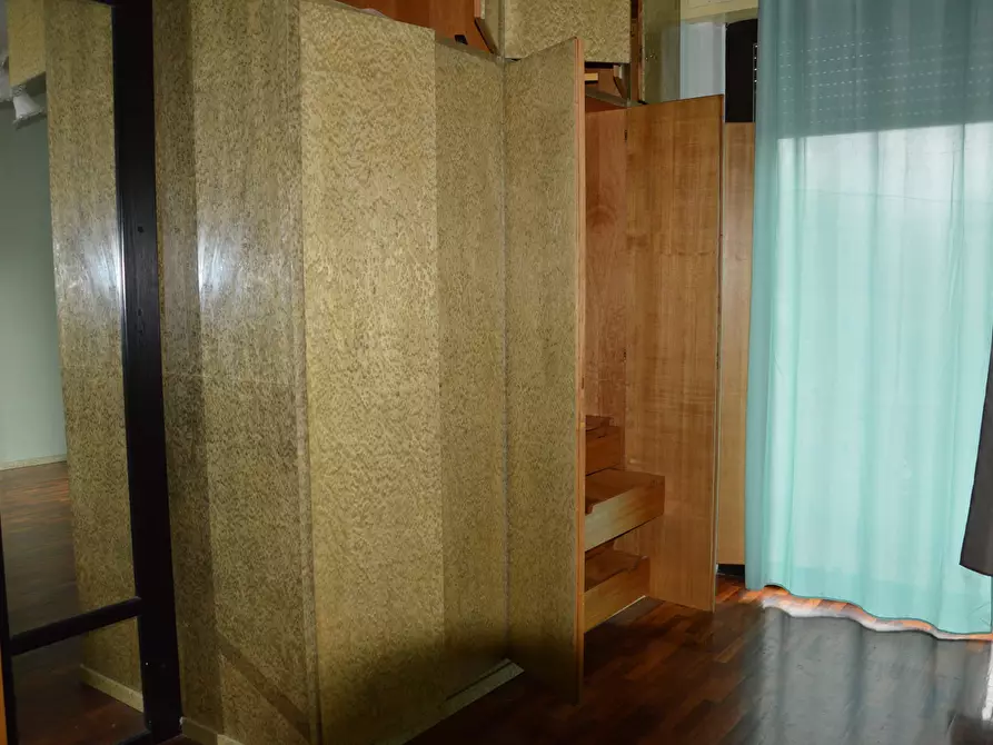 Immagine 29 di Villa in vendita  in Via della Chiesa XXIV a Lucca