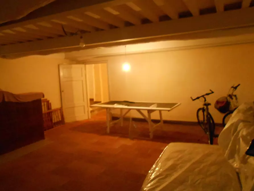 Immagine 35 di Villa in vendita  in Via Francesco Ferraris a Lucca