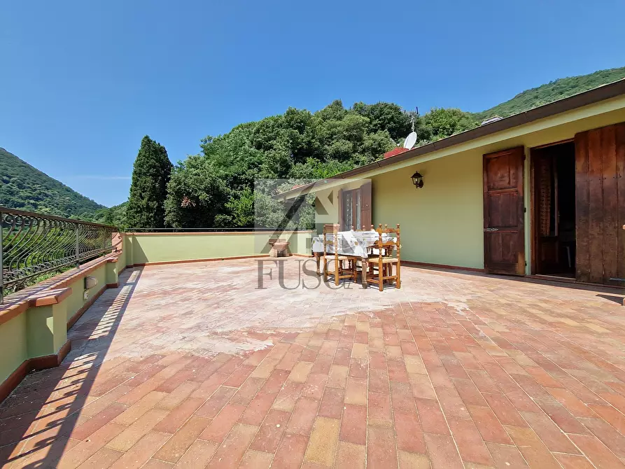 Immagine 55 di Villa in vendita  in via vecchia i a Lucca