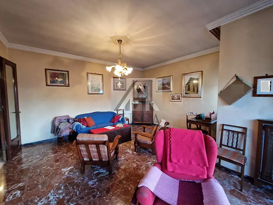 Immagine 5 di Villa in vendita  in Viale Lazzaro Papi a Lucca