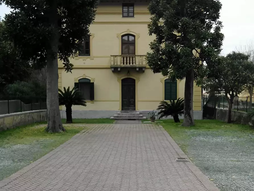 Immagine 5 di Bilocale in vendita  a Massarosa