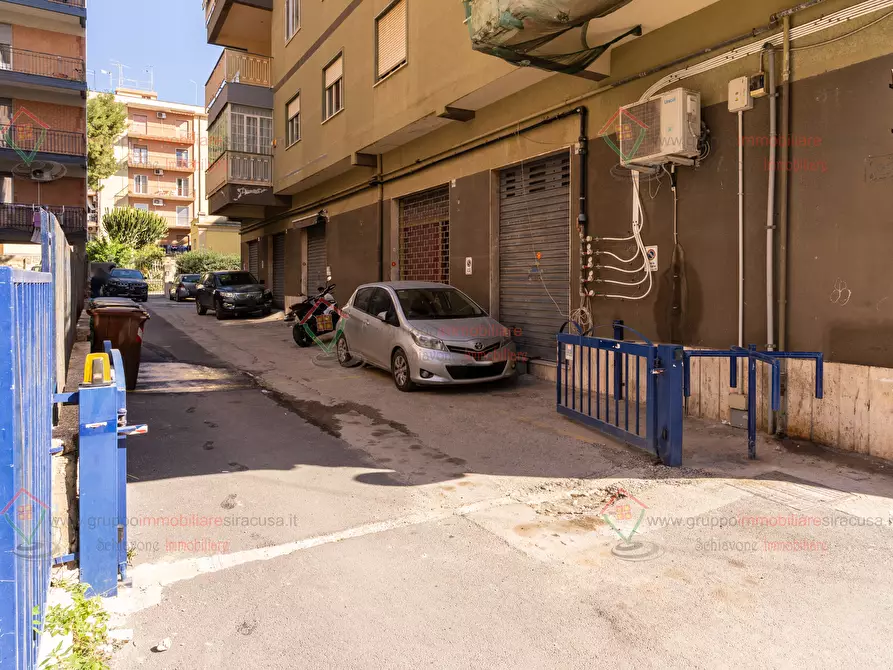 Immagine 27 di Pentalocale in vendita  a Siracusa