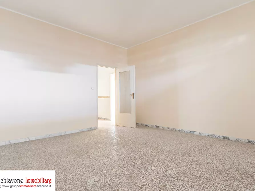 Immagine 9 di Quadrilocale in vendita  a Siracusa